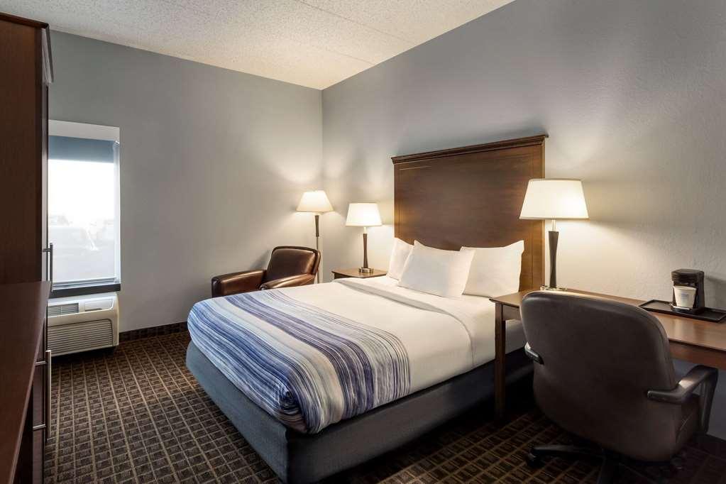 Americinn By Wyndham Madison West Ruang foto