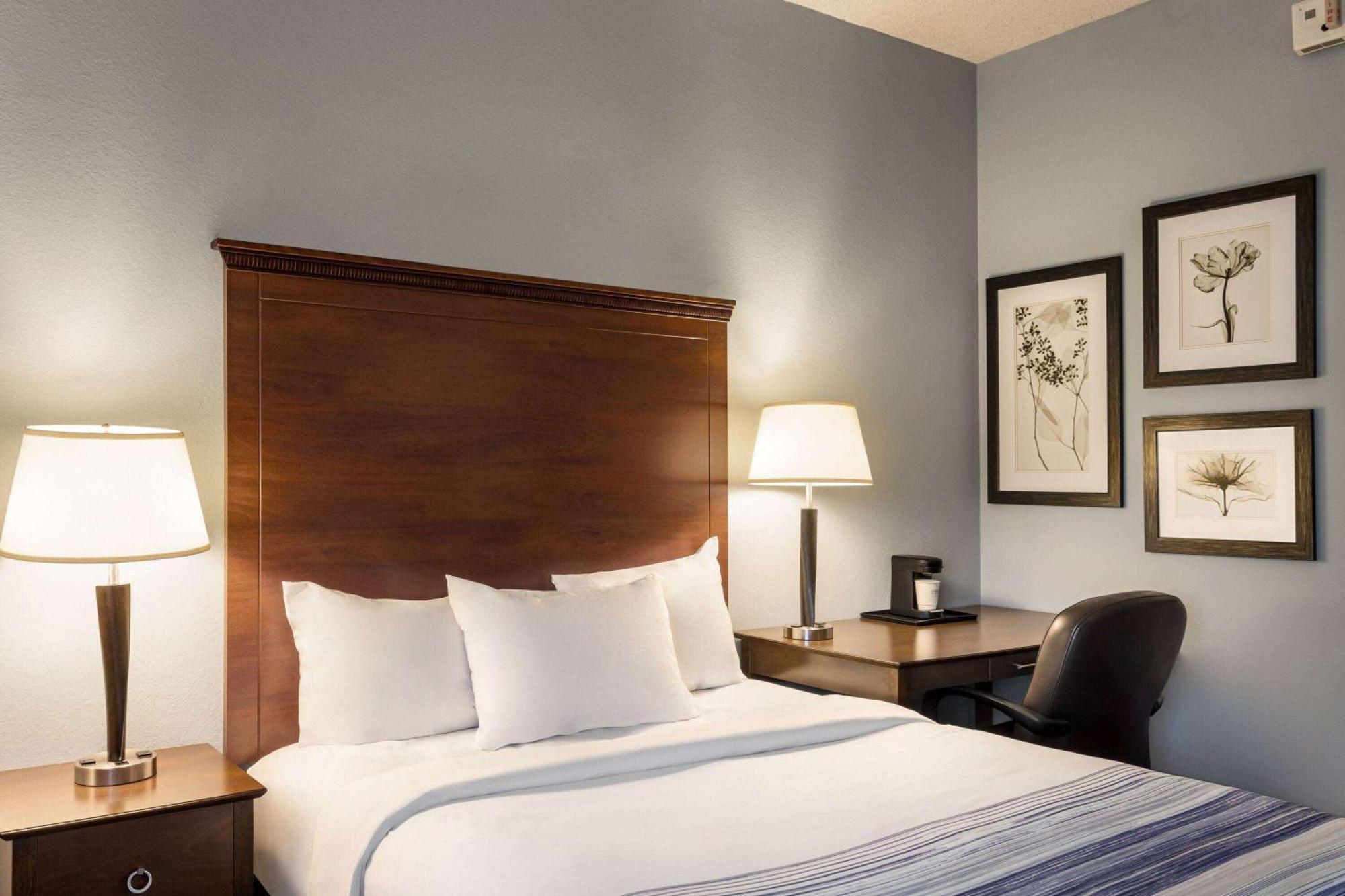 Americinn By Wyndham Madison West Bagian luar foto