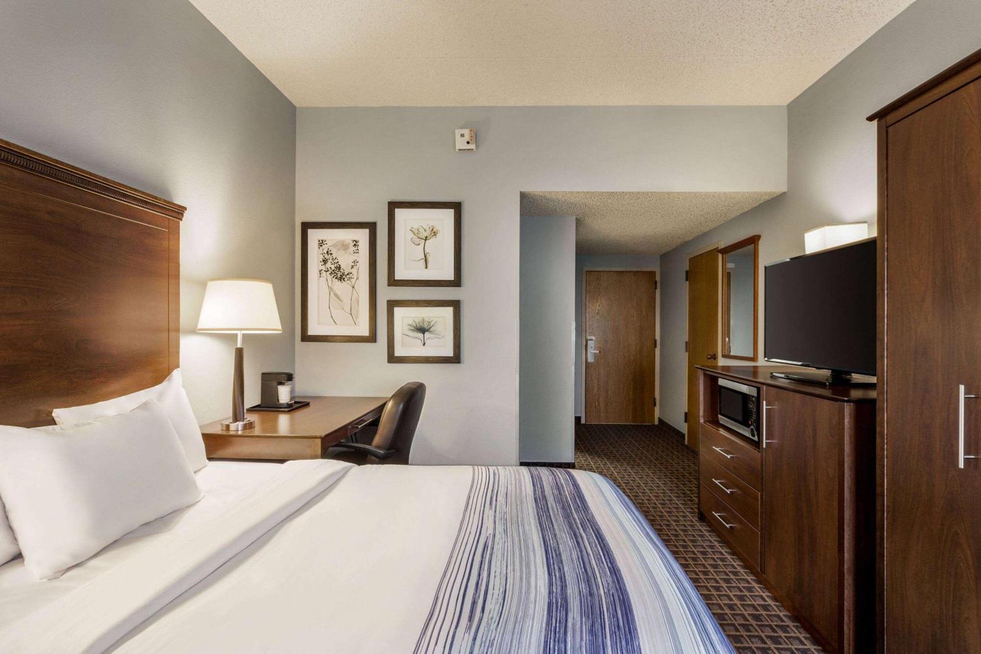 Americinn By Wyndham Madison West Bagian luar foto