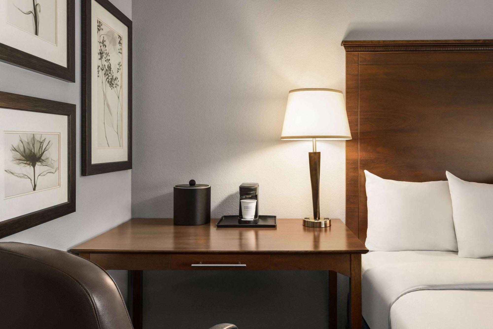Americinn By Wyndham Madison West Bagian luar foto