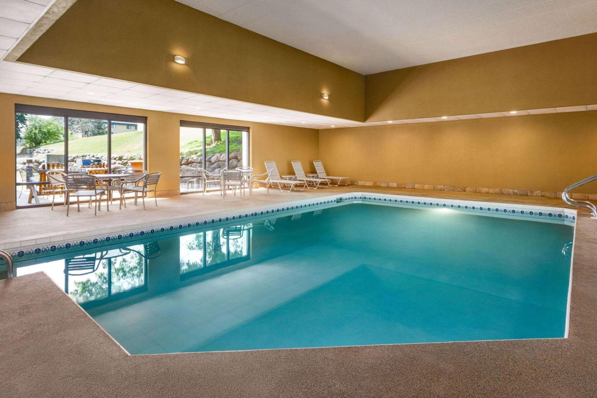 Americinn By Wyndham Madison West Bagian luar foto