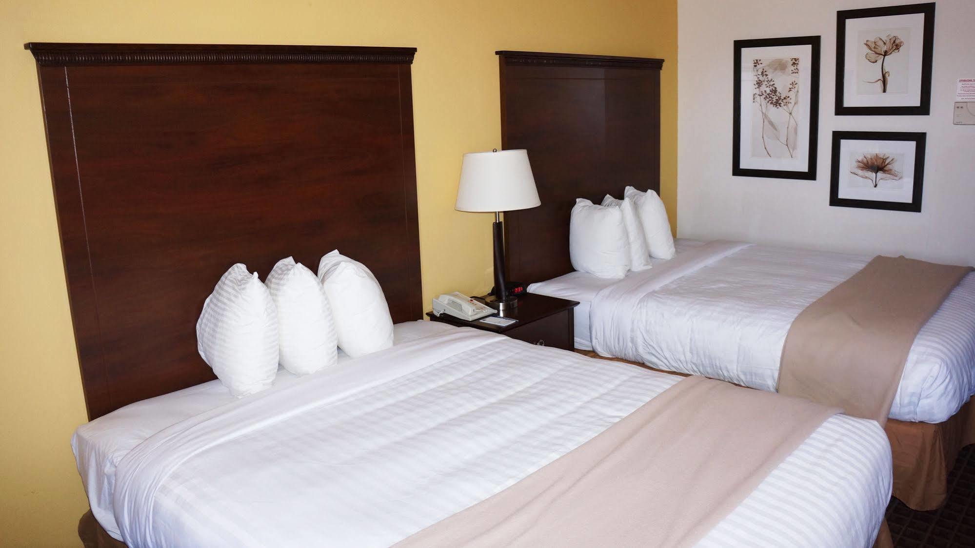 Americinn By Wyndham Madison West Bagian luar foto
